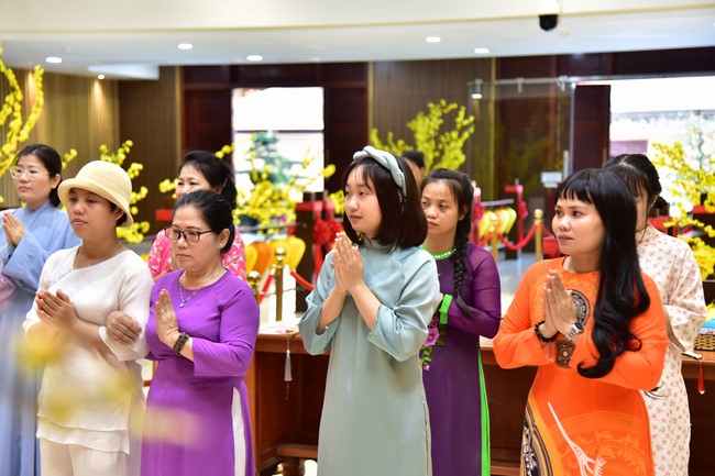 Series of photos on the 3rd day of Lunar New Year