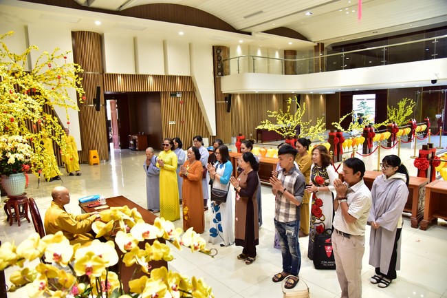 Series of photos on the 3rd day of Lunar New Year