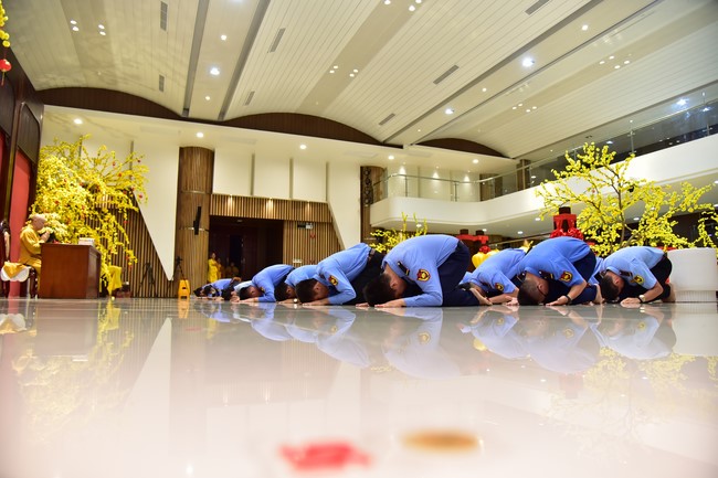 Series of photos on the 3rd day of Lunar New Year