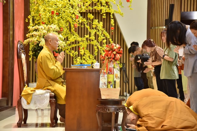 Series of photos on the 3rd day of Lunar New Year