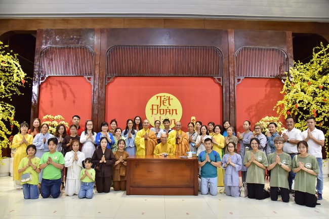 Series of photos on the 3rd day of Lunar New Year