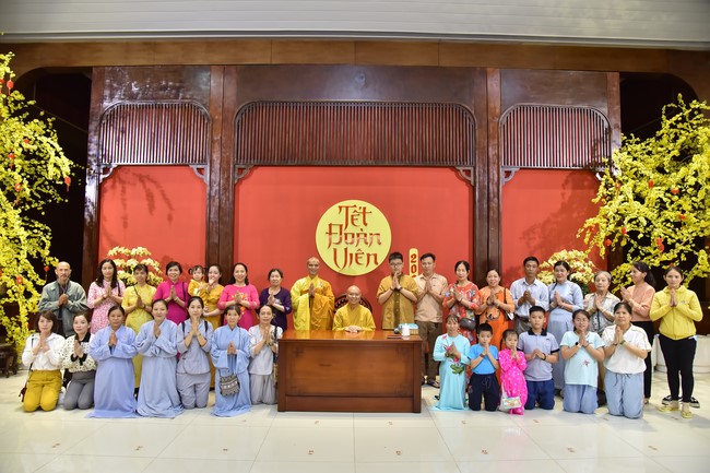 Series of photos on the 3rd day of Lunar New Year