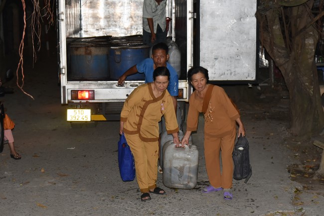 Freeing of creatures in early 2023 at Binh My ferry in Cu Chi