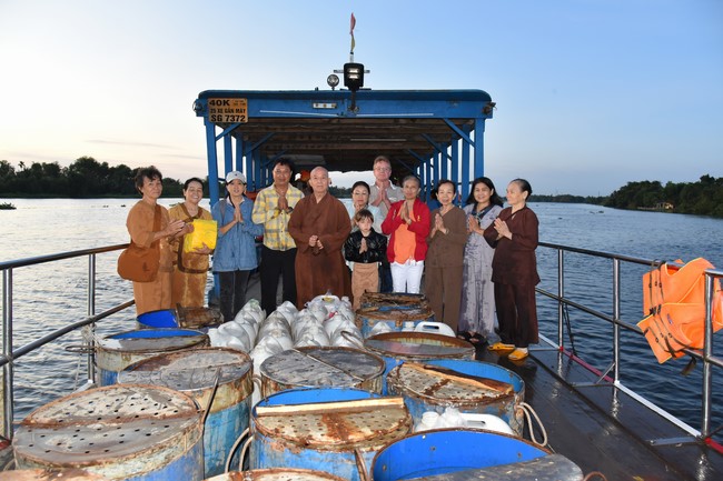 Freeing of creatures in early 2023 at Binh My ferry in Cu Chi