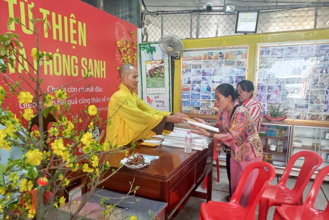 Welcoming the Lunar New Year at Hoang Phap Pagoda - Cambodia