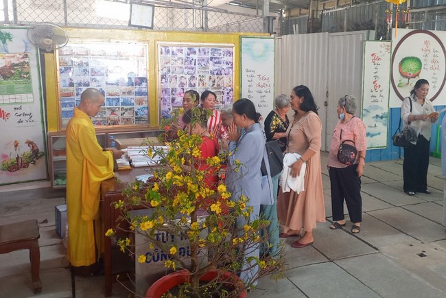 Welcoming the Lunar New Year at Hoang Phap Pagoda - Cambodia