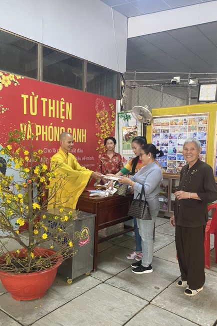 Welcoming the Lunar New Year at Hoang Phap Pagoda - Cambodia