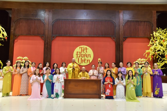 Series of photos on the 4th day of Lunar New Year