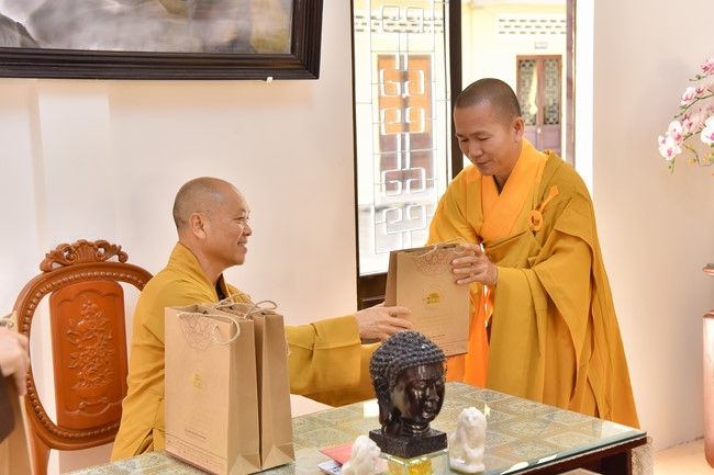 Series of photos on the 4th day of Lunar New Year