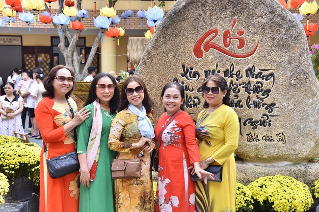 Series of photos on the 4th day of Lunar New Year