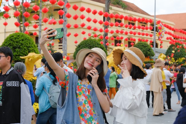 Series of photos on the 4th day of Lunar New Year