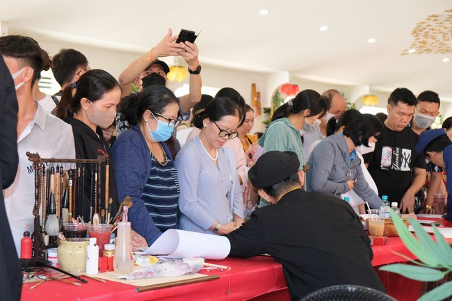 Series of photos on the 4th day of Lunar New Year