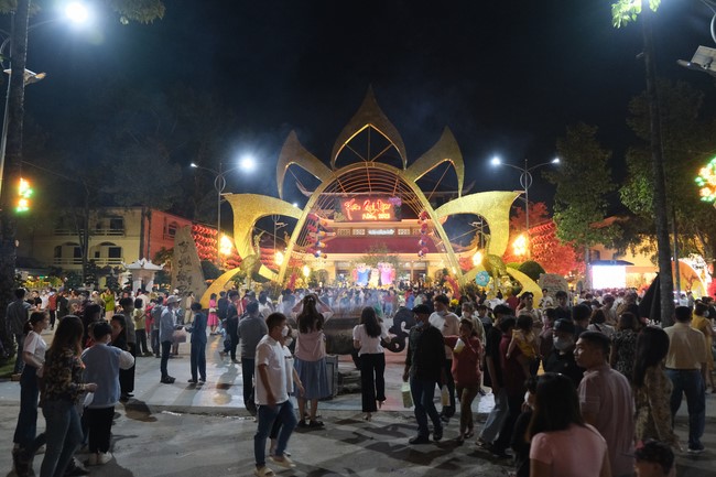 Series of photos on the 4th day of Lunar New Year