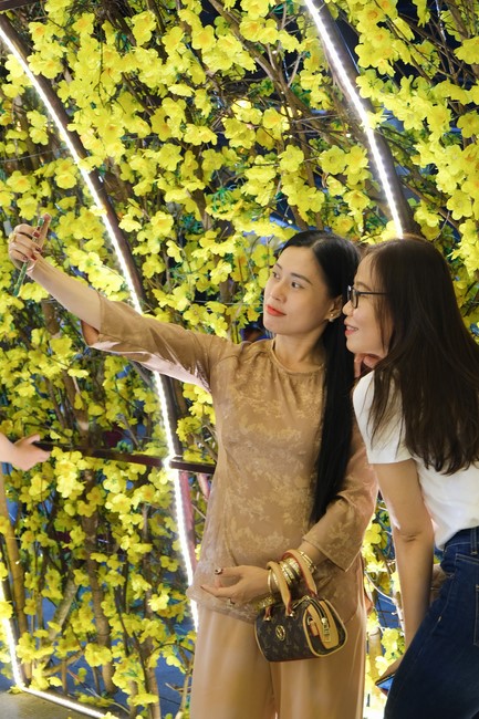 Series of photos on the 4th day of Lunar New Year