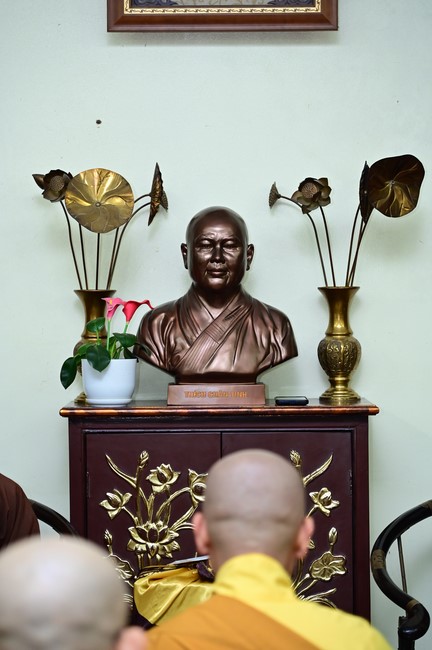 Preaching dharma at Dien Quang pagoda in the second day of propagation trip in the Northern