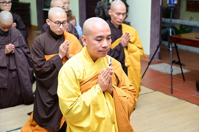 Preaching dharma at Dien Quang pagoda in the second day of propagation trip in the Northern
