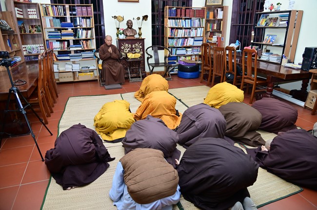 Preaching dharma at Dien Quang pagoda in the second day of propagation trip in the Northern