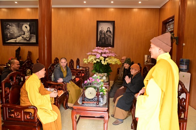 Preaching dharma at Dien Quang pagoda in the second day of propagation trip in the Northern