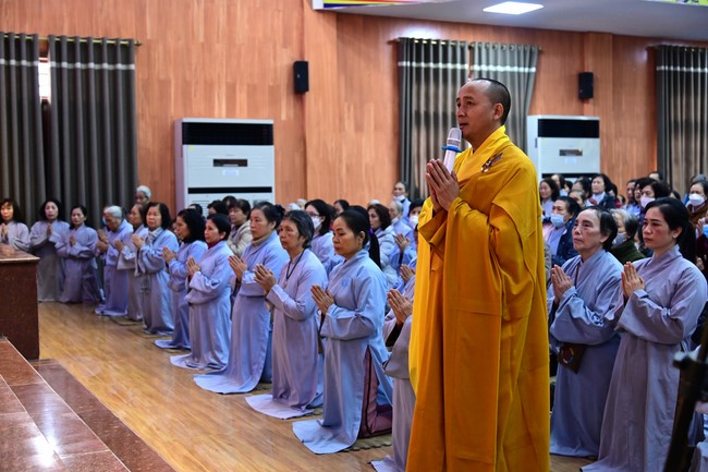 Preaching dharma at Dien Quang pagoda in the second day of propagation trip in the Northern