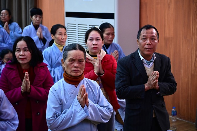 Preaching dharma at Dien Quang pagoda in the second day of propagation trip in the Northern