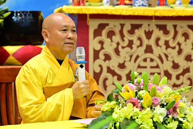 Preaching dharma at Dien Quang pagoda in the second day of propagation trip in the Northern