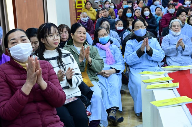 Preaching dharma at Dien Quang pagoda in the second day of propagation trip in the Northern