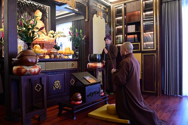 Preaching dharma at Dien Quang pagoda in the second day of propagation trip in the Northern
