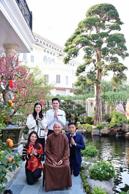 Preaching dharma at Dien Quang pagoda in the second day of propagation trip in the Northern
