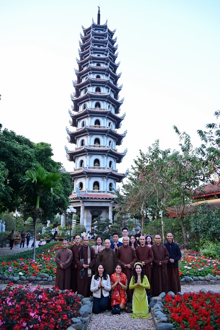 Preaching dharma at Dien Quang pagoda in the second day of propagation trip in the Northern