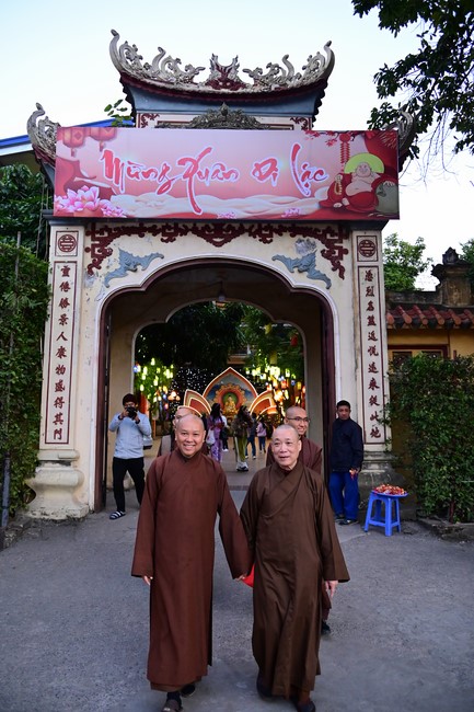 Preaching dharma at Dien Quang pagoda in the second day of propagation trip in the Northern