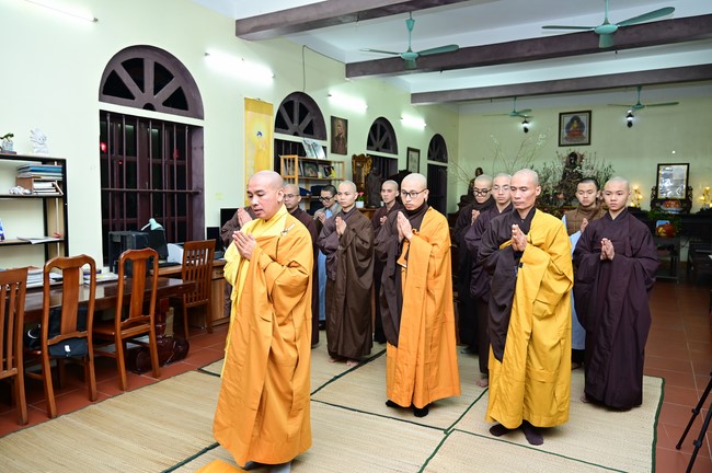 Preaching dharma at Dien Quang pagoda in the second day of propagation trip in the Northern