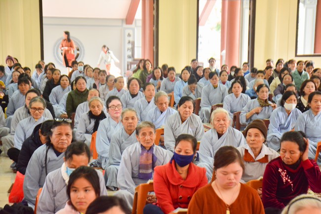 Peace praying ceremony at Tay Khanh Pagoda in Thai Binh in the new year