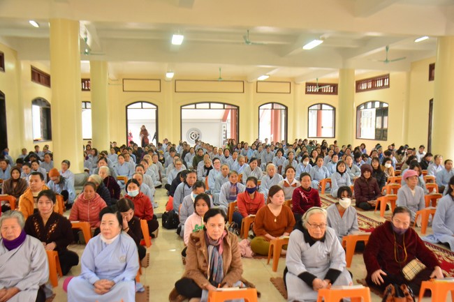 Peace praying ceremony at Tay Khanh Pagoda in Thai Binh in the new year