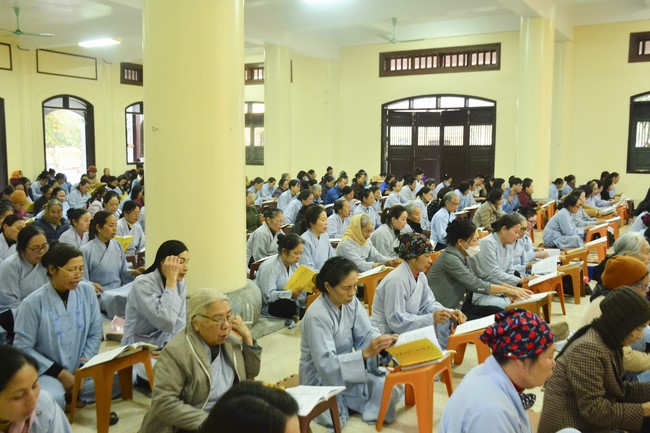 Peace praying ceremony at Tay Khanh Pagoda in Thai Binh in the new year