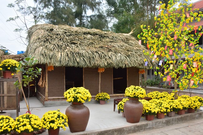 Peace praying ceremony at Tay Khanh Pagoda in Thai Binh in the new year