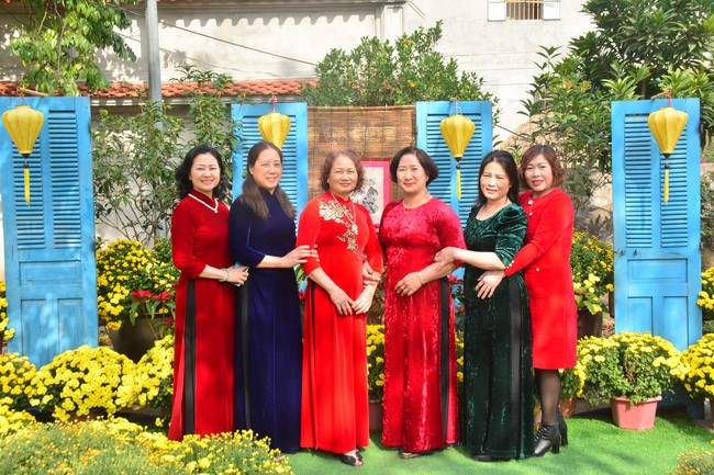 Peace praying ceremony at Tay Khanh Pagoda in Thai Binh in the new year