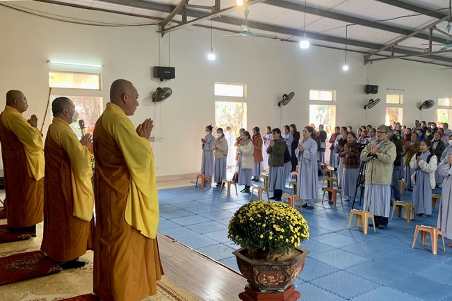 The Ceremony of peaceful Prayers, wishing longevity, releasing creatures at Dong Cao Pagoda in early 2023.