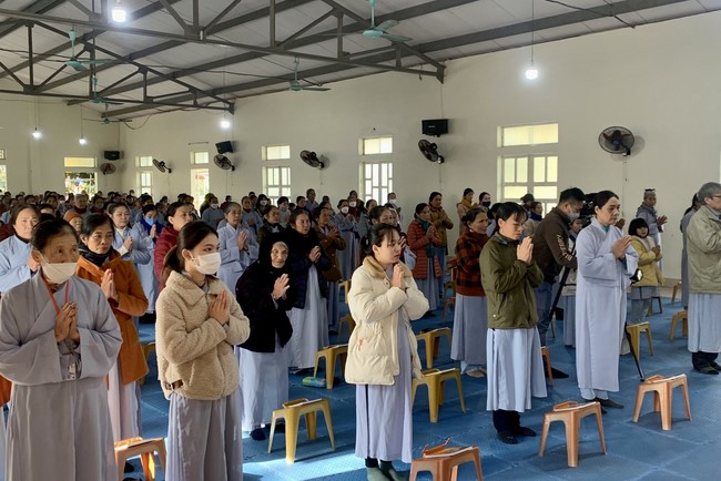 The Ceremony of peaceful Prayers, wishing longevity, releasing creatures at Dong Cao Pagoda in early 2023.