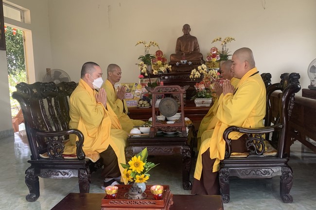 The Ceremony of peaceful Prayers, wishing longevity, releasing creatures at Dong Cao Pagoda in early 2023.