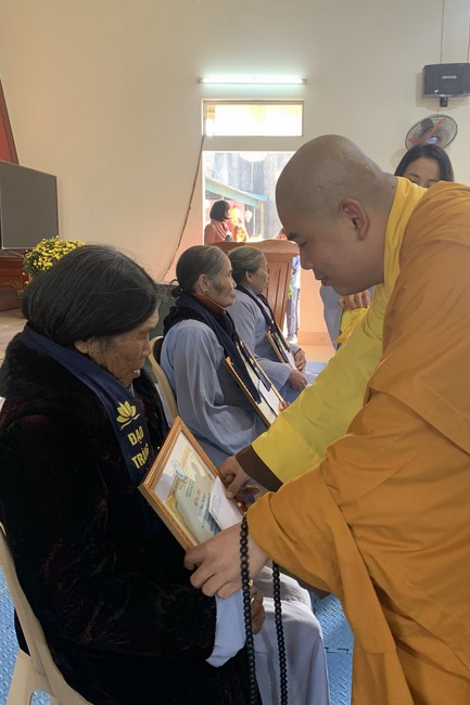 The Ceremony of peaceful Prayers, wishing longevity, releasing creatures at Dong Cao Pagoda in early 2023.