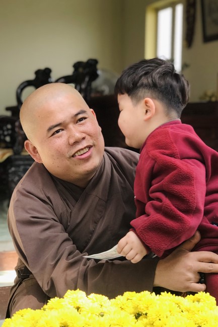 The Ceremony of peaceful Prayers, wishing longevity, releasing creatures at Dong Cao Pagoda in early 2023.