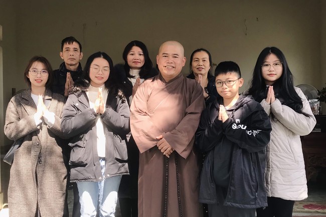 The Ceremony of peaceful Prayers, wishing longevity, releasing creatures at Dong Cao Pagoda in early 2023.