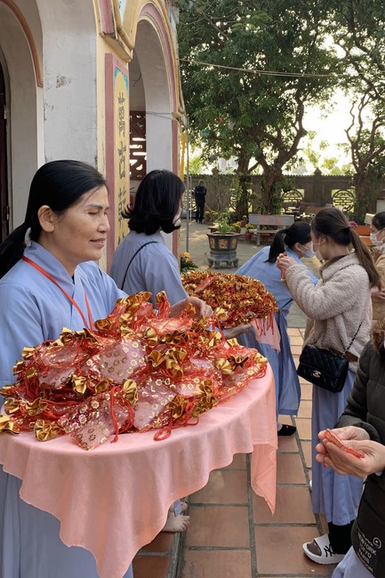 The Ceremony of peaceful Prayers, wishing longevity, releasing creatures at Dong Cao Pagoda in early 2023.