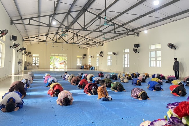 The 11 th Lotus seeds Sowing Retreat at Dong Cao Pagoda, Thanh Hoa