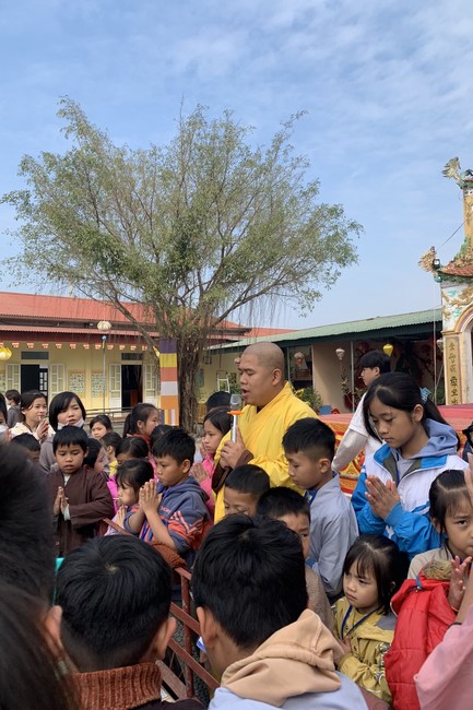 The 11 th Lotus seeds Sowing Retreat at Dong Cao Pagoda, Thanh Hoa