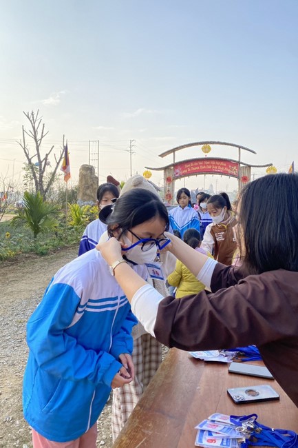 The 11 th Lotus seeds Sowing Retreat at Dong Cao Pagoda, Thanh Hoa
