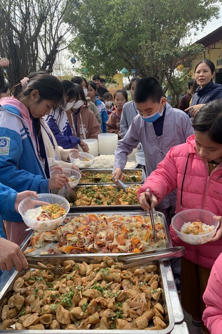 The 11 th Lotus seeds Sowing Retreat at Dong Cao Pagoda, Thanh Hoa