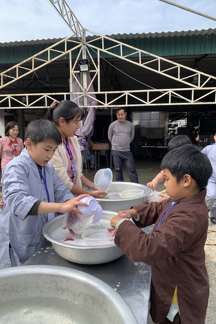 The 11 th Lotus seeds Sowing Retreat at Dong Cao Pagoda, Thanh Hoa