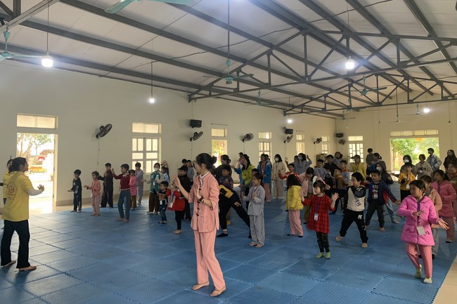 The 11 th Lotus seeds Sowing Retreat at Dong Cao Pagoda, Thanh Hoa