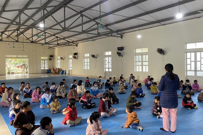 The 11 th Lotus seeds Sowing Retreat at Dong Cao Pagoda, Thanh Hoa